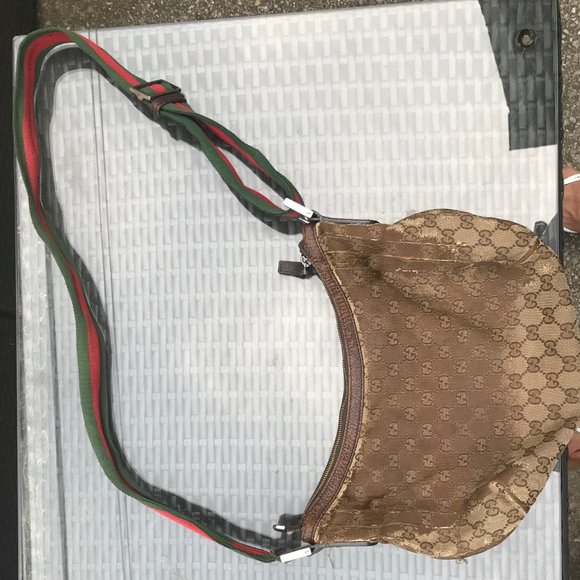 Gucci cross body bag - Picture 2 of 12